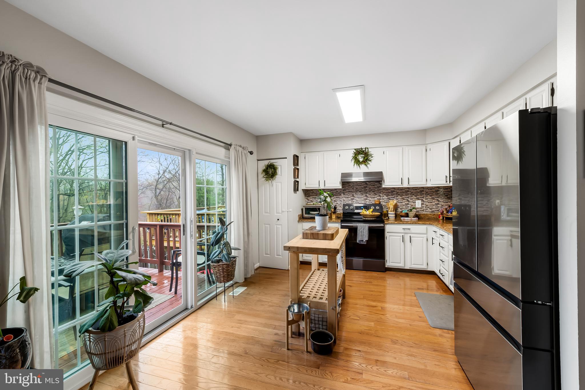 3964 Forest Valley Road Parkville, MD 21234 - Photo 5 of 25