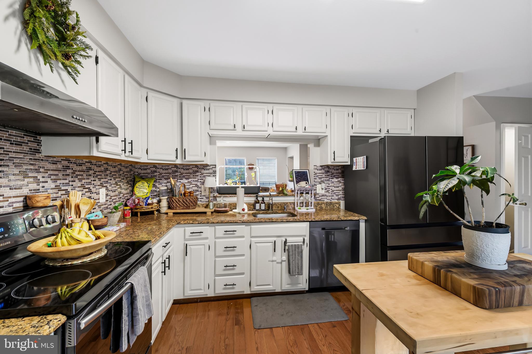 3964 Forest Valley Road Parkville, MD 21234 - Photo 8 of 25