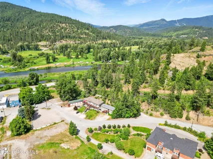 $268,800 | 43143 Riverview Drive, Unit 8, Kingston, ID 83839