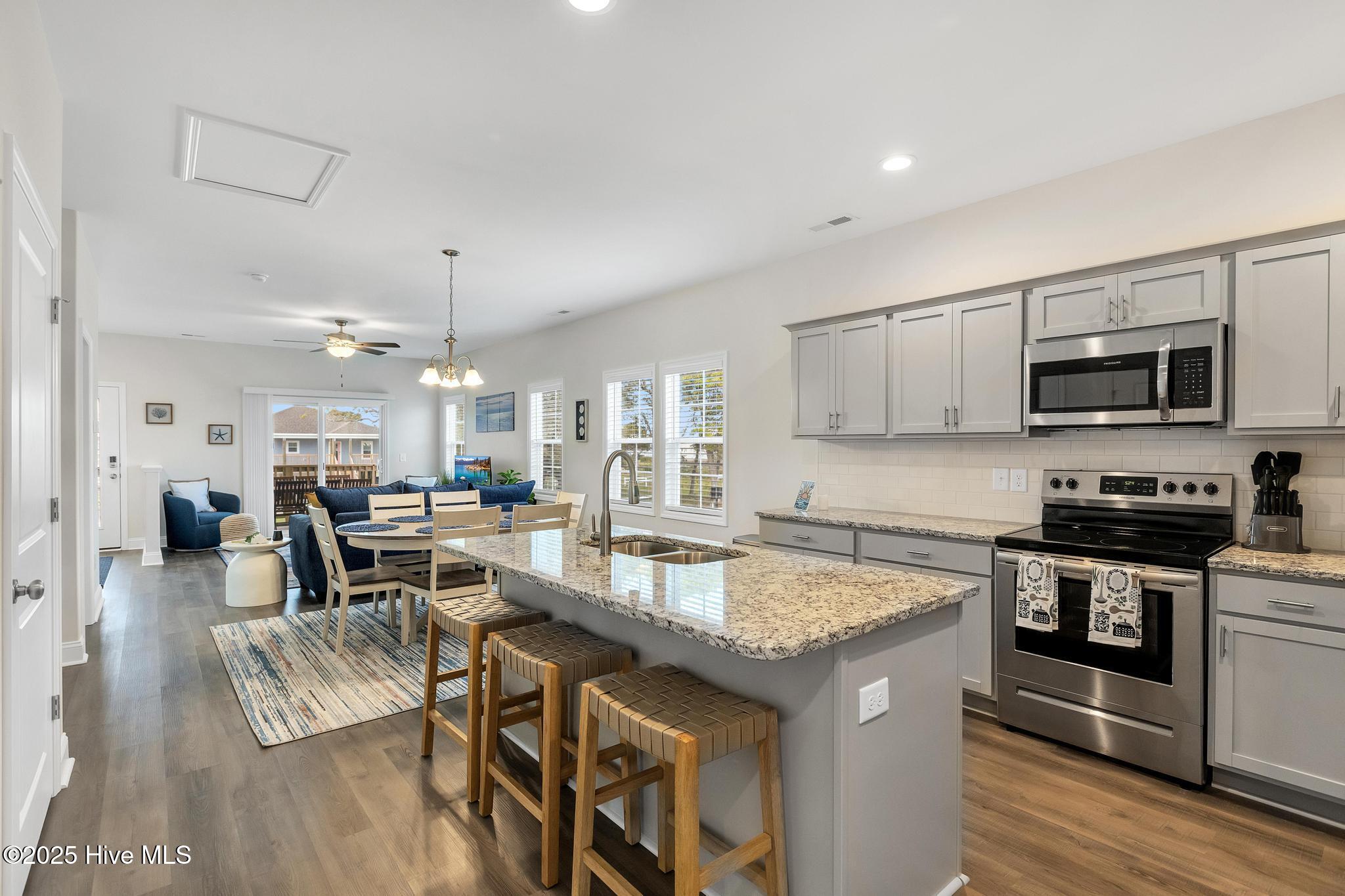 102 Orca Way Cedar Point, NC 28584 - Photo 13 of 47 Gallery Image 13