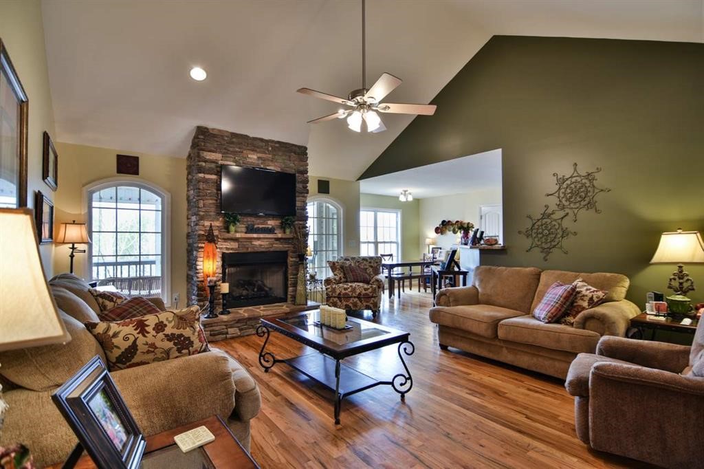 129 Morgan Road West Union, SC 29696 - Photo 3 of 25 Gallery Image 3