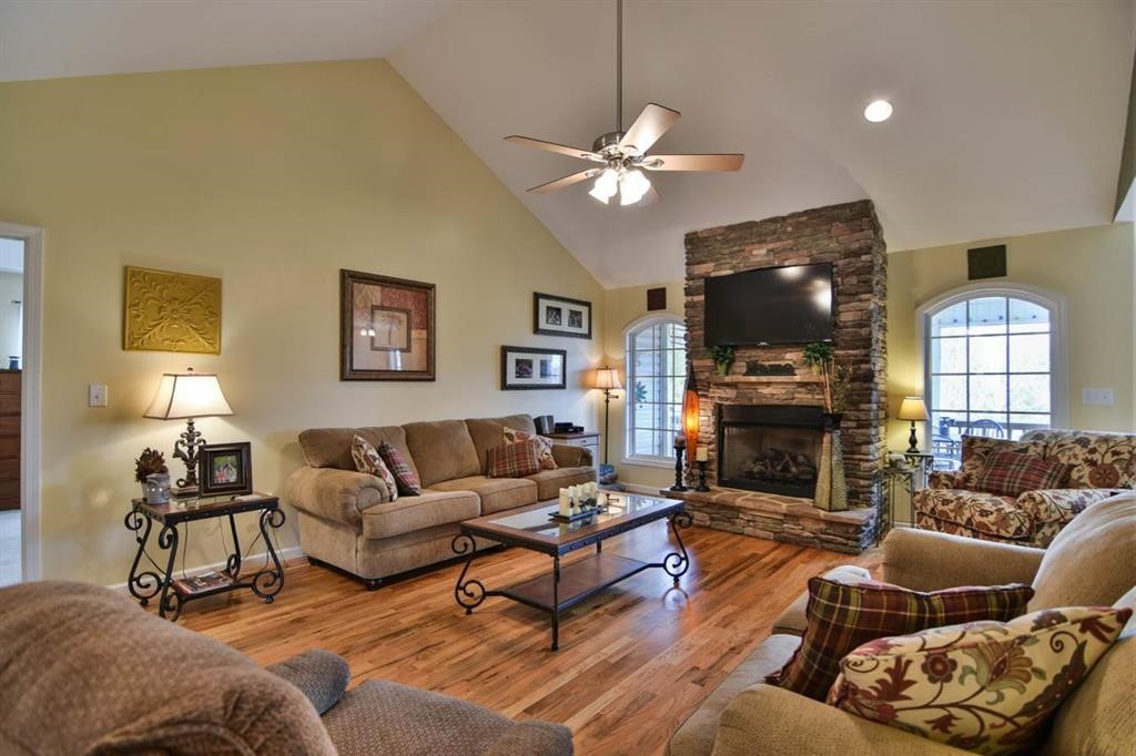 129 Morgan Road West Union, SC 29696 - Photo 4 of 25 Gallery Image 4