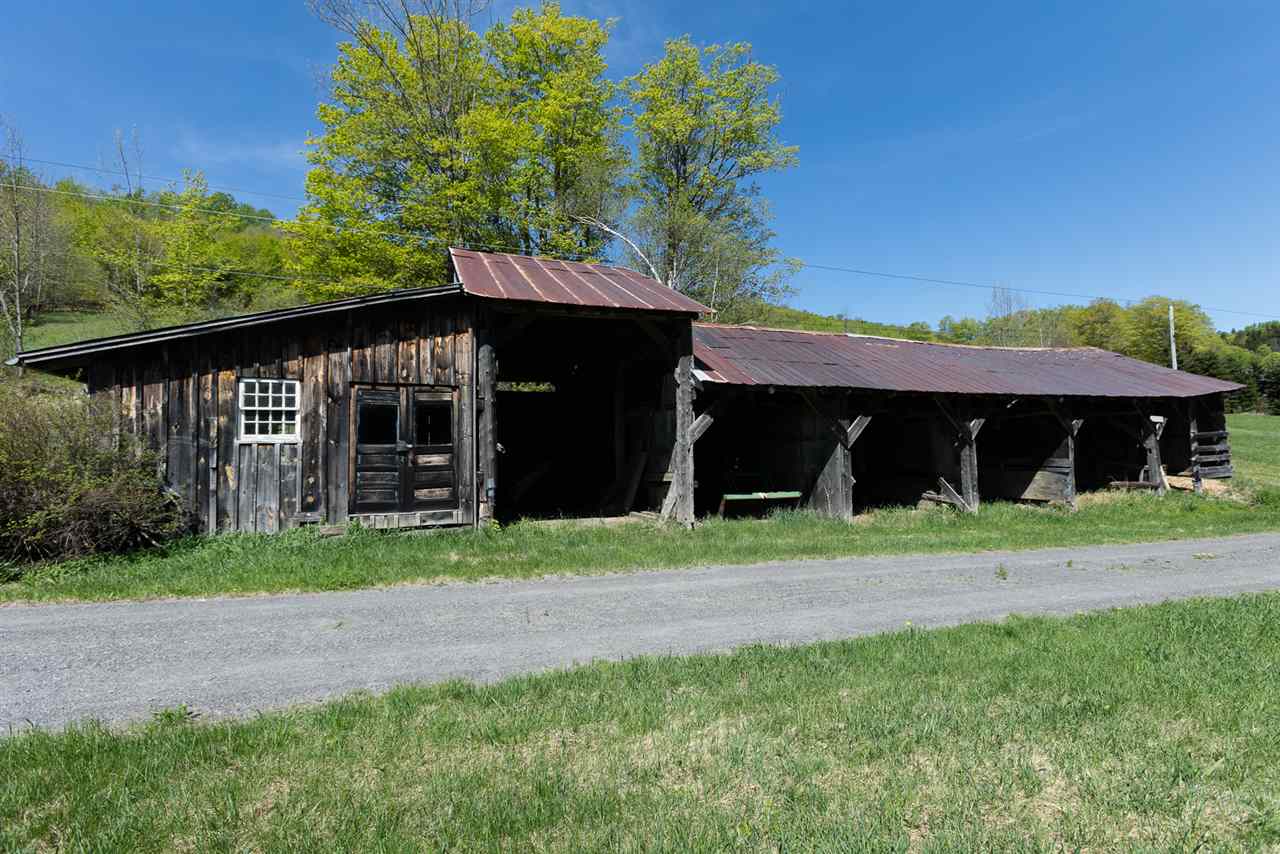 693 N Road Vershire, VT 05079 - Photo 14 of 34