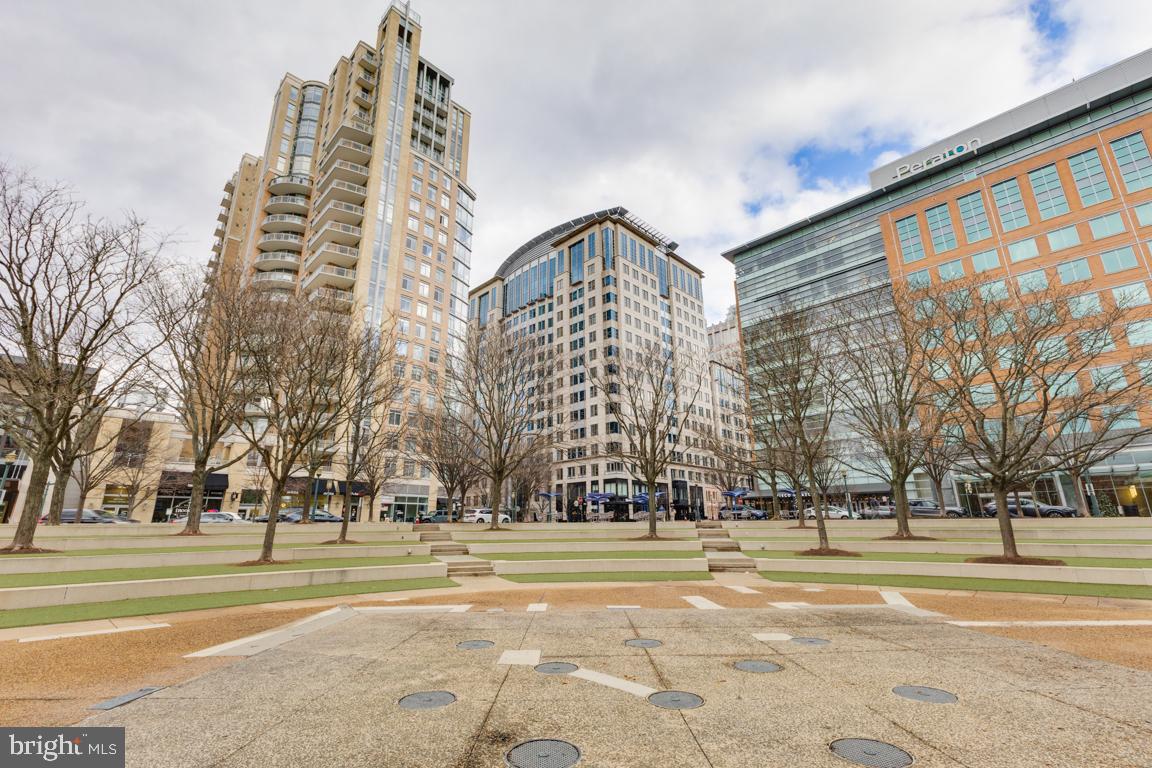 11652 American Dream Way Reston, VA 20190 - Photo 38 of 51 a view of a multi story building
