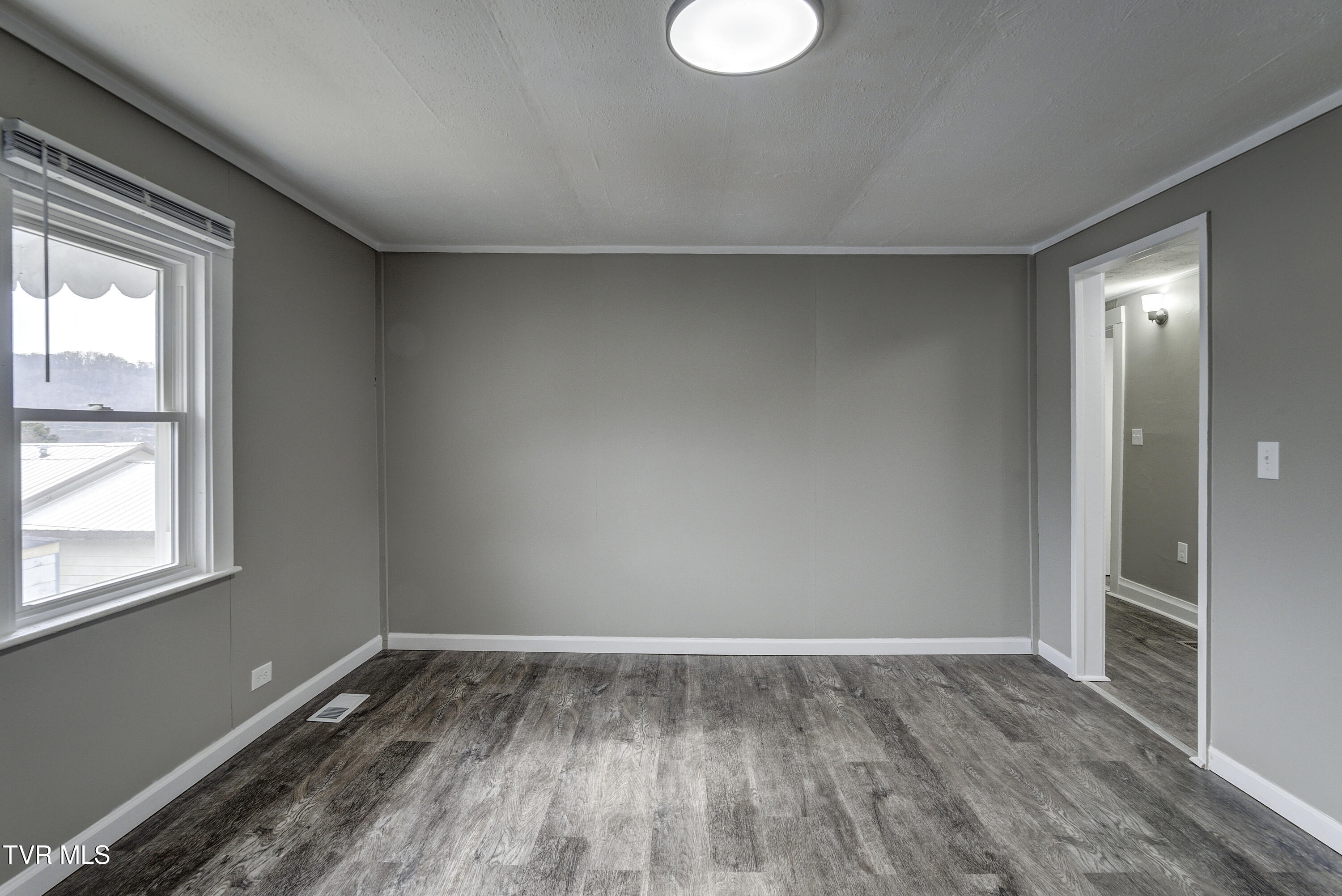 231 3rd Street, Unit 1/2 Erwin, TN 37650 - Photo 5 of 14 3rdSt-Apt-INTERIOR-5