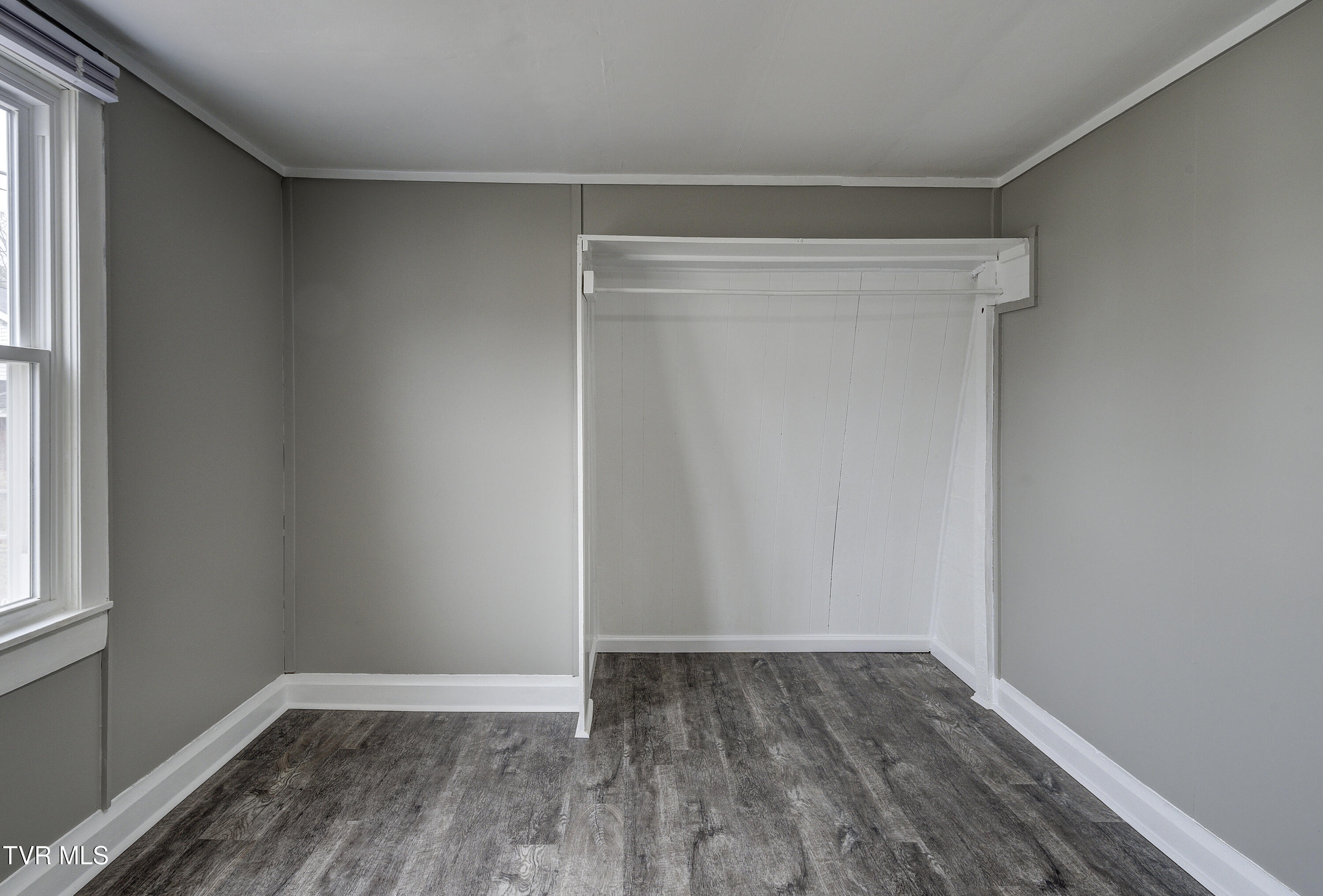 231 3rd Street, Unit 1/2 Erwin, TN 37650 - Photo 8 of 14 3rdSt-Apt-INTERIOR-8