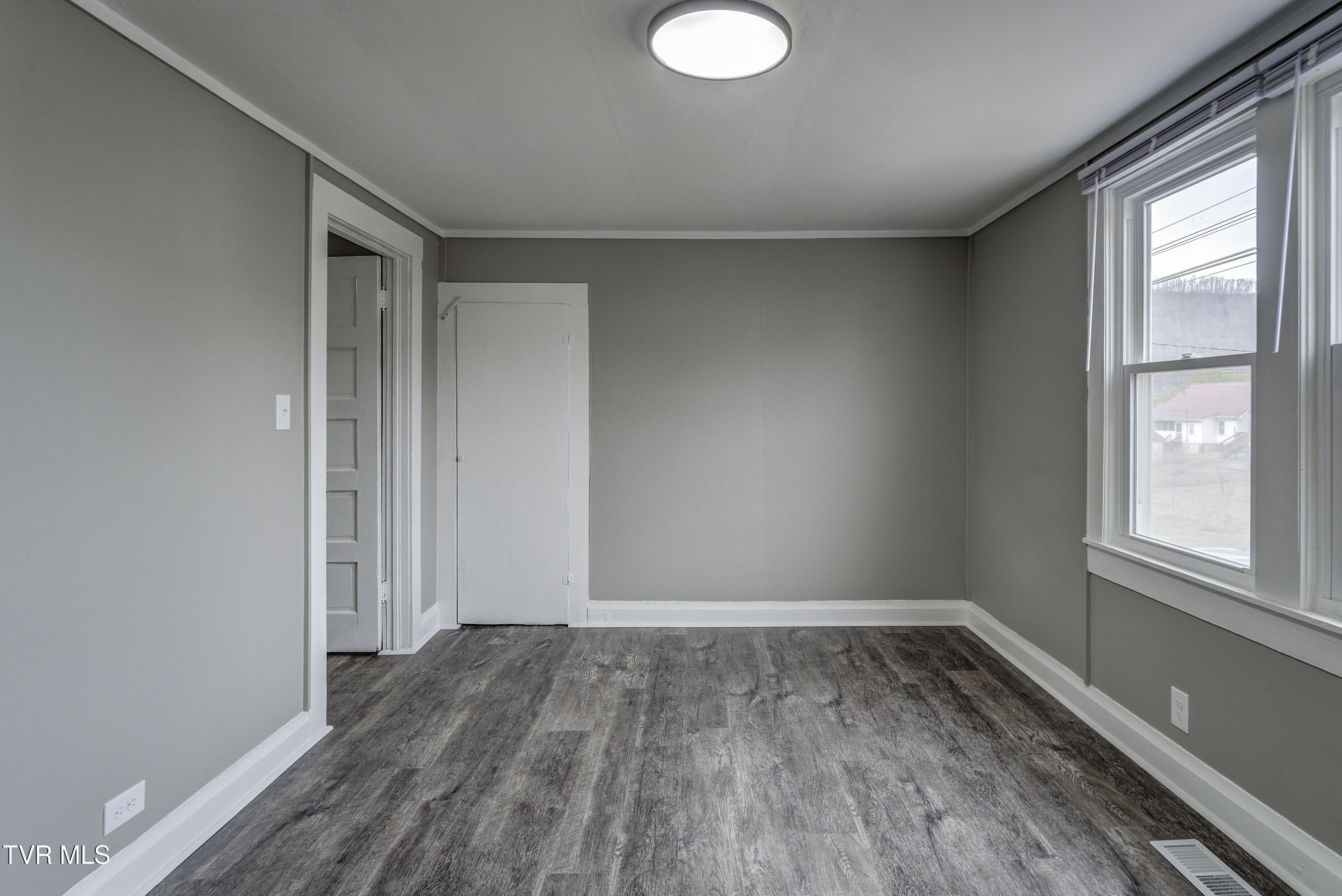 231 3rd Street, Unit 1/2 Erwin, TN 37650 - Photo 9 of 14 3rdSt-Apt-INTERIOR-9