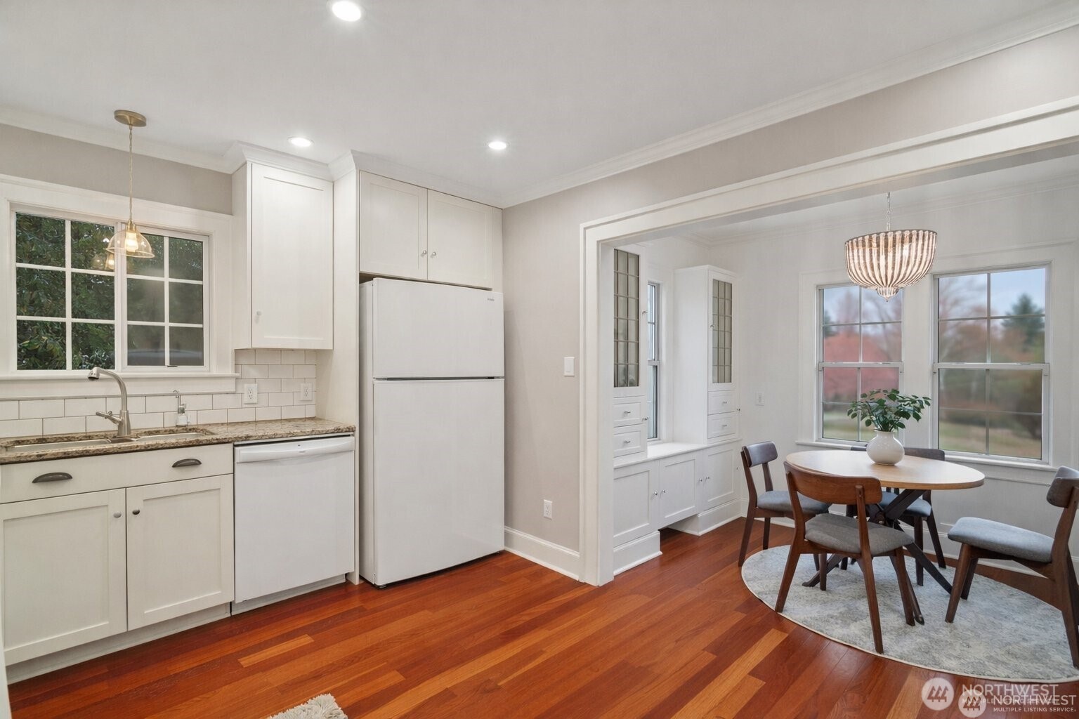 314 North 117th Street Seattle, WA 98133 - Photo 6 of 34