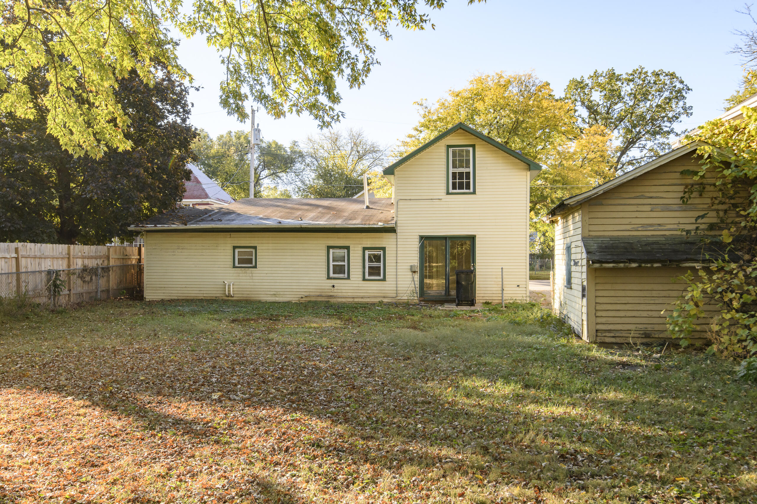 535 Vernon Avenue Beloit, WI 53511 - Photo 9 of 32 535 Vernon-9