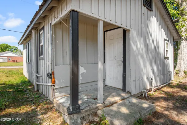 $59,999 | 345 Brett Street South, Crestview, FL 32539