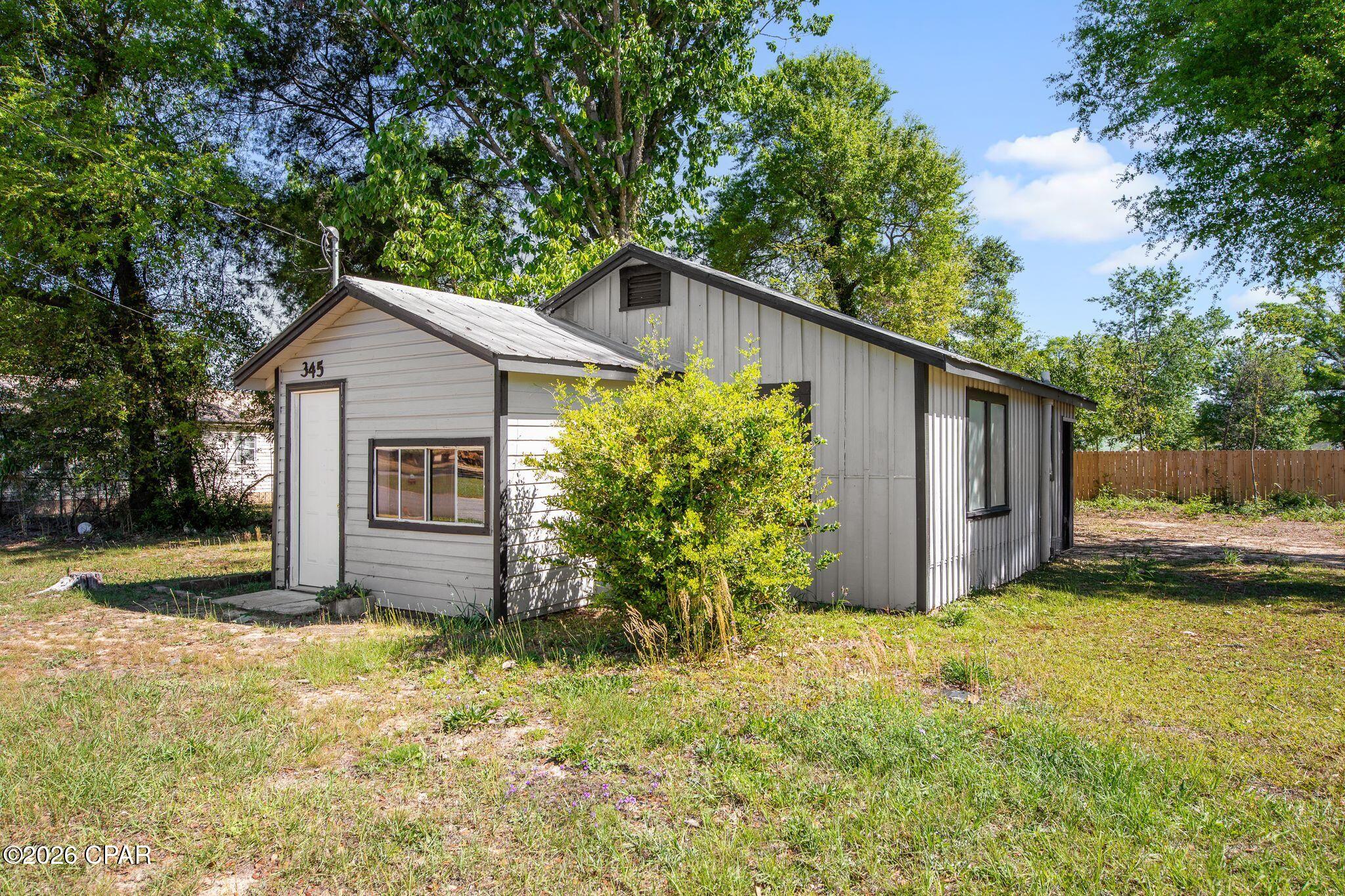 345 Brett Street South Crestview, FL 32539 - Photo 2 of 24