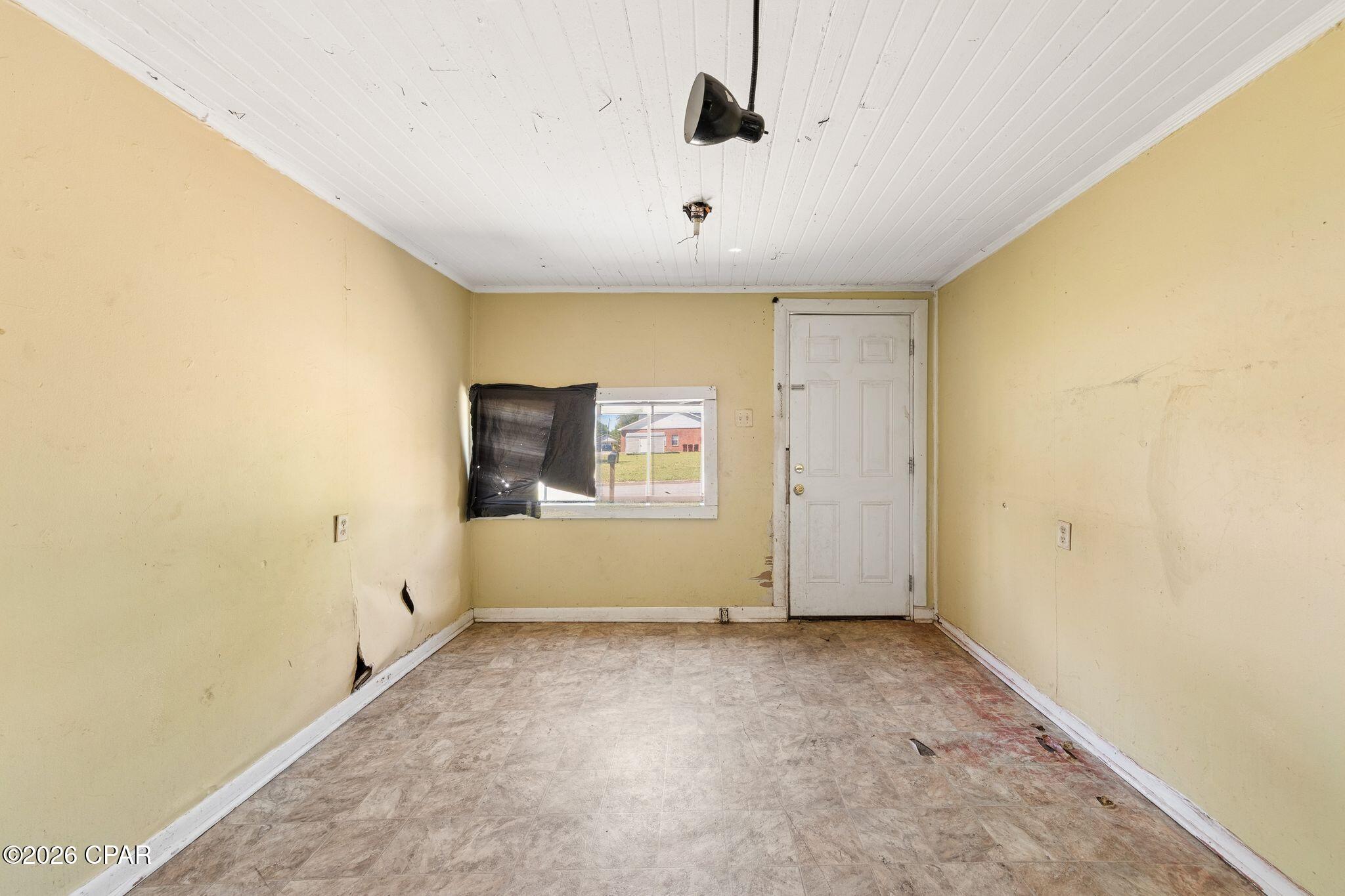 345 Brett Street South Crestview, FL 32539 - Photo 7 of 24