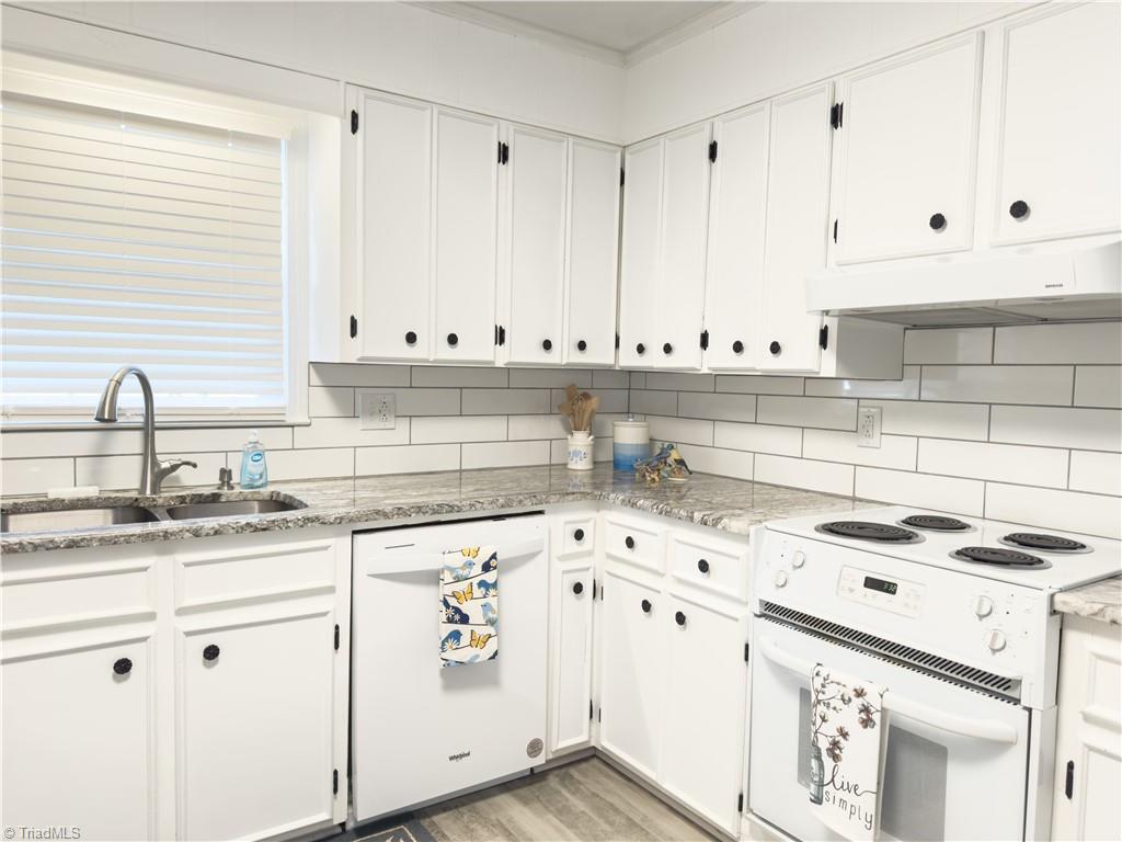 142 Arthur Haney Road Dobson, NC 27017 - Photo 4 of 38