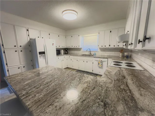 $312,900 | 142 Arthur Haney Road, Dobson, NC 27017