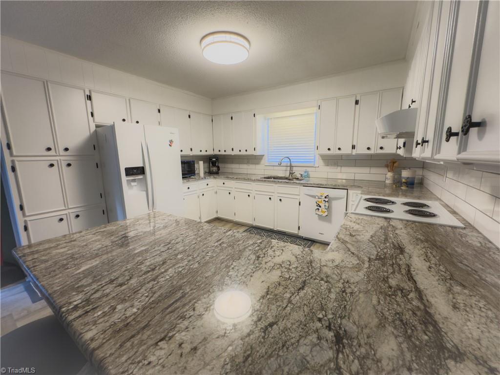 142 Arthur Haney Road Dobson, NC 27017 - Photo 6 of 38