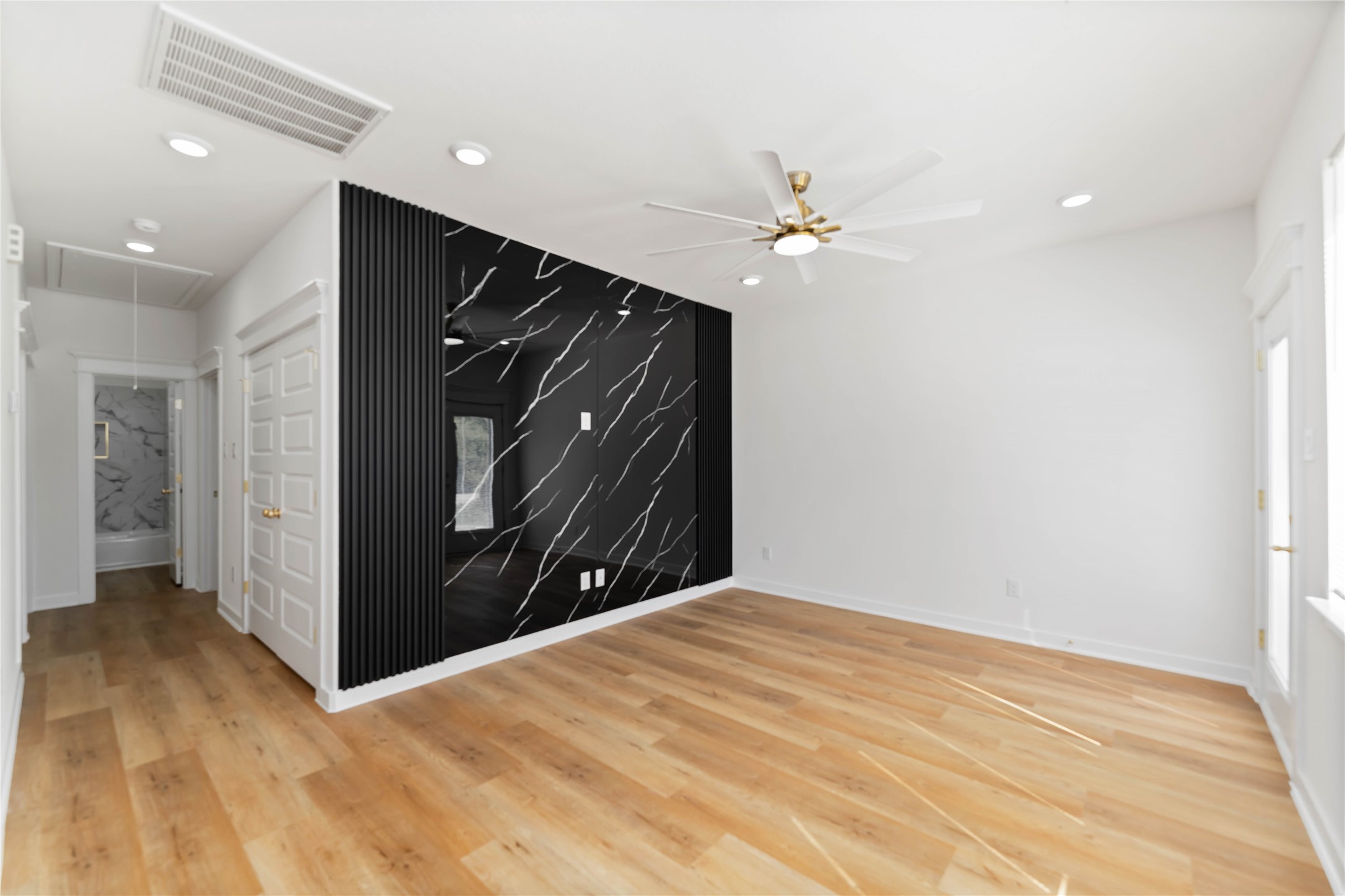 7809 Queen Street, Unit A/B Houston, TX 77028 - Photo 6 of 23