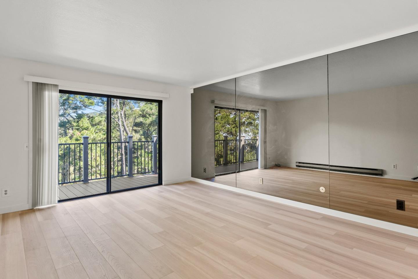 250 Forest Ridge Road, Unit 14 Monterey, CA 93940 - Photo 19 of 35 Gallery Image 19