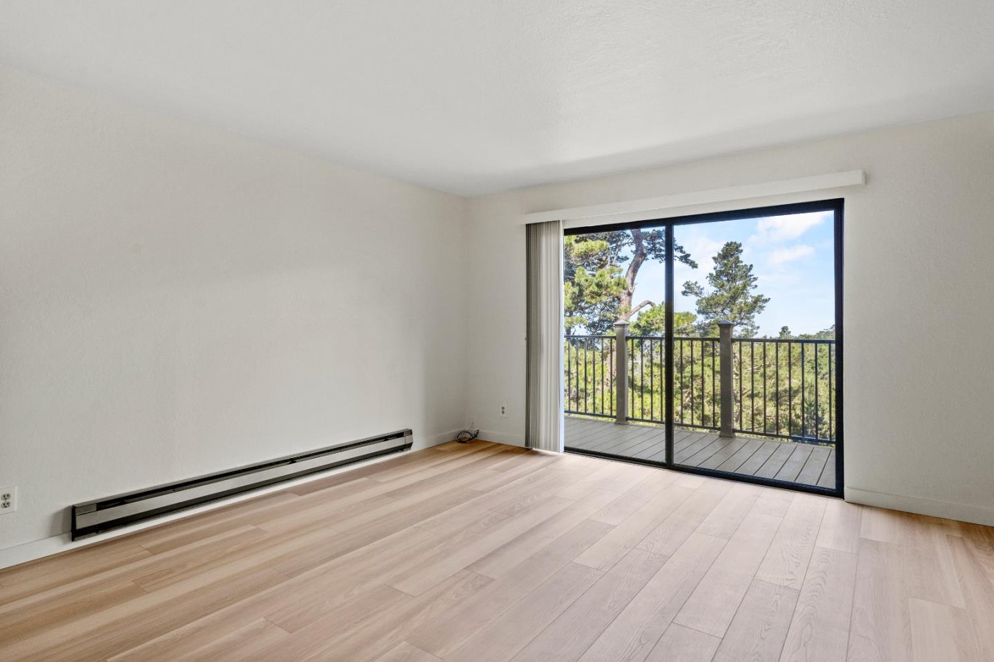 250 Forest Ridge Road, Unit 14 Monterey, CA 93940 - Photo 20 of 35 Gallery Image 20