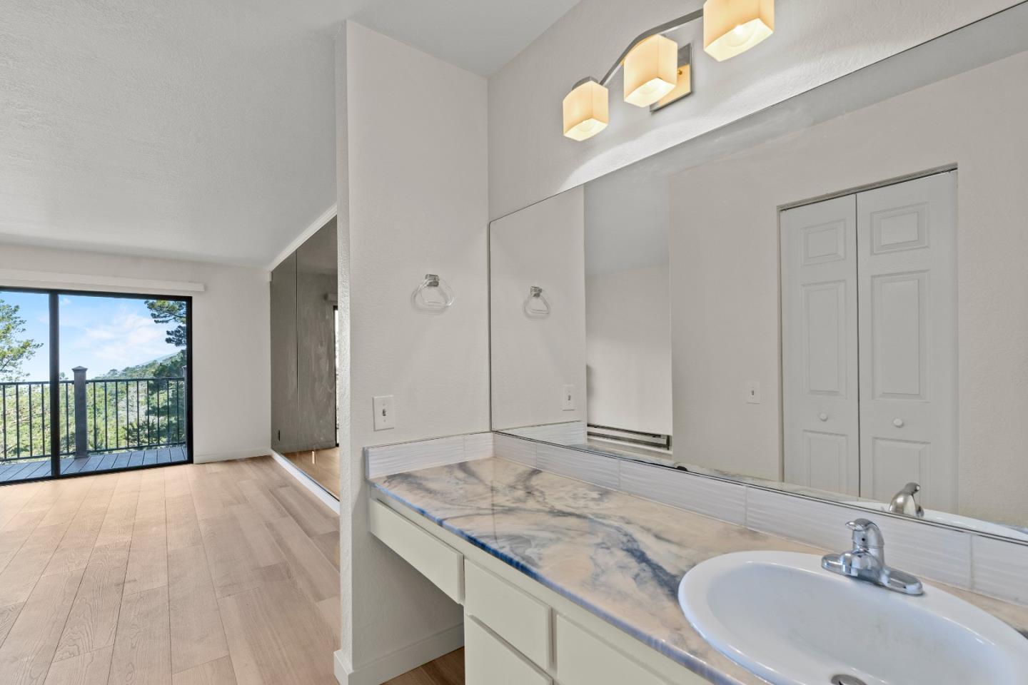 250 Forest Ridge Road, Unit 14 Monterey, CA 93940 - Photo 24 of 35 Gallery Image 24