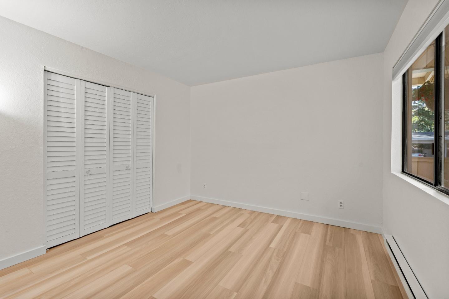 250 Forest Ridge Road, Unit 14 Monterey, CA 93940 - Photo 27 of 35 Gallery Image 27
