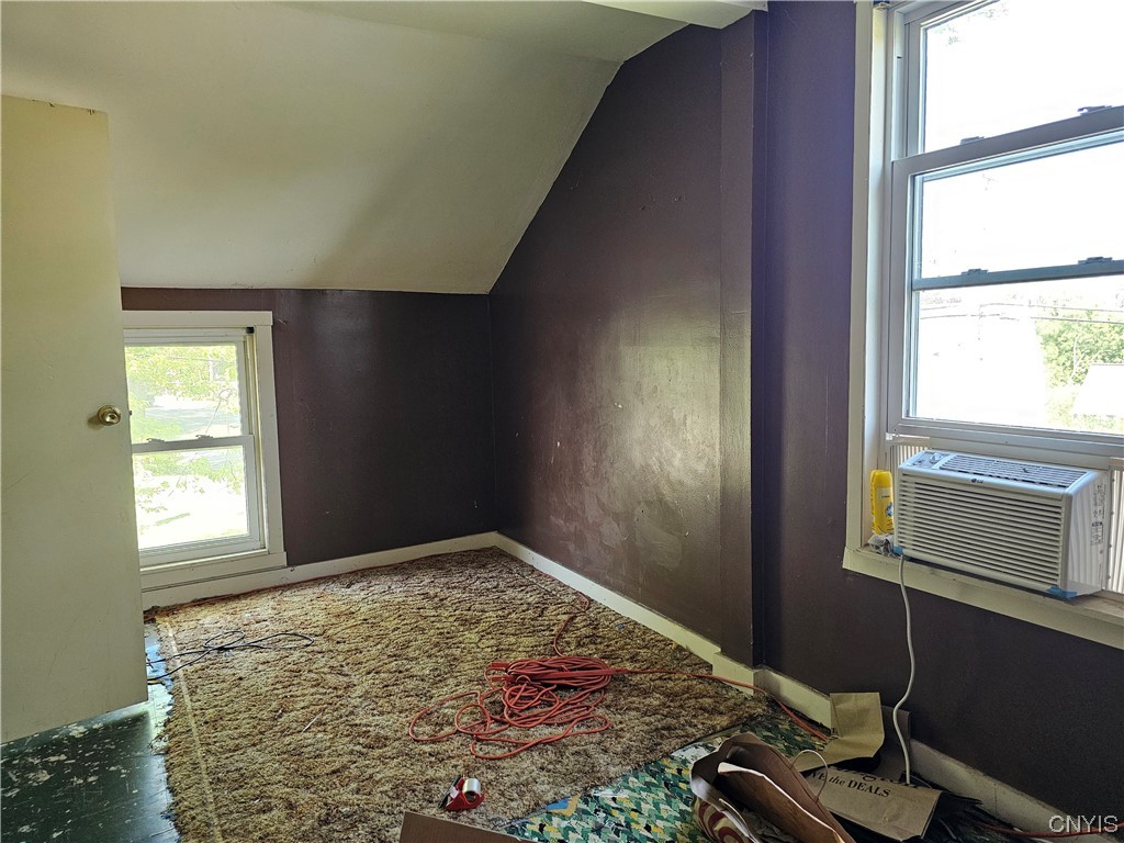 605 Buckley Road Salina, NY 13088 - Photo 21 of 33