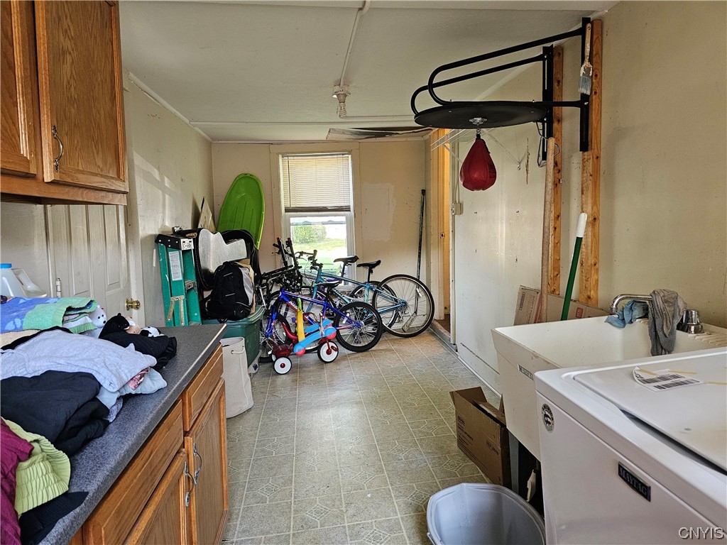 605 Buckley Road Salina, NY 13088 - Photo 26 of 33