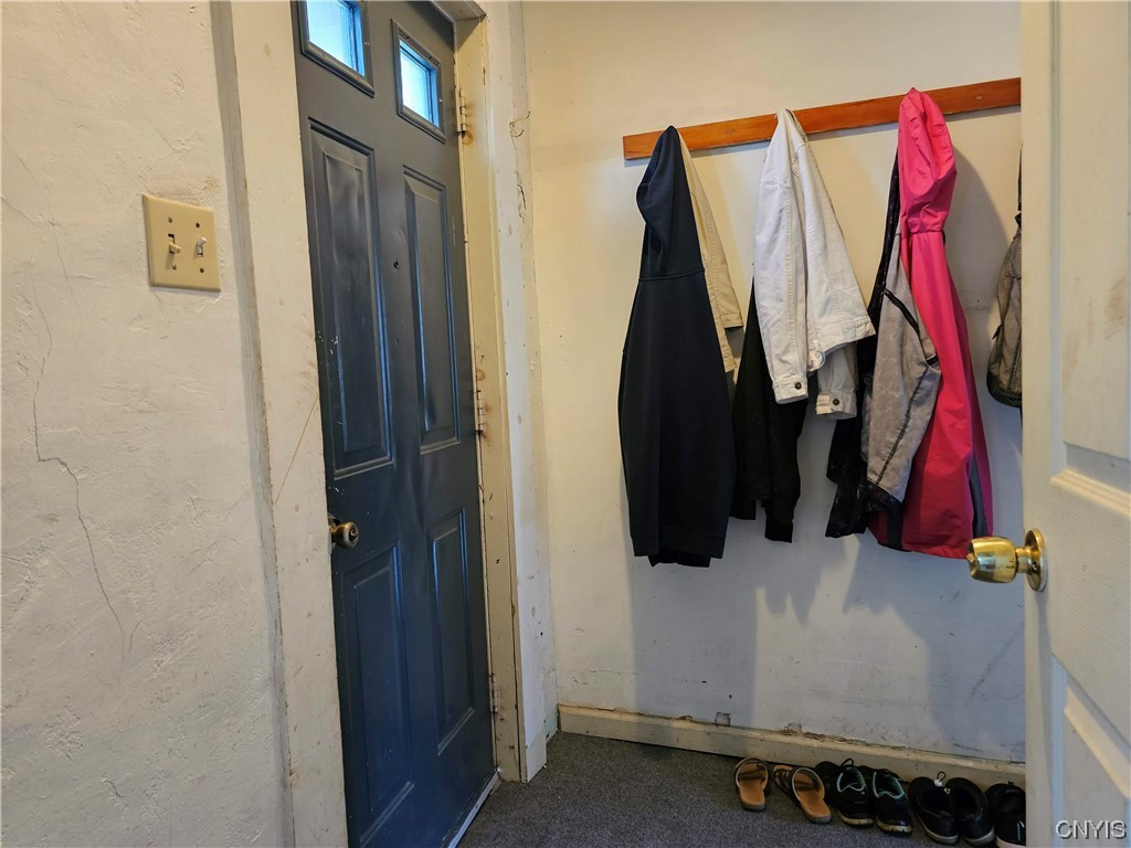 605 Buckley Road Salina, NY 13088 - Photo 28 of 33 Side door entry into rear hallway