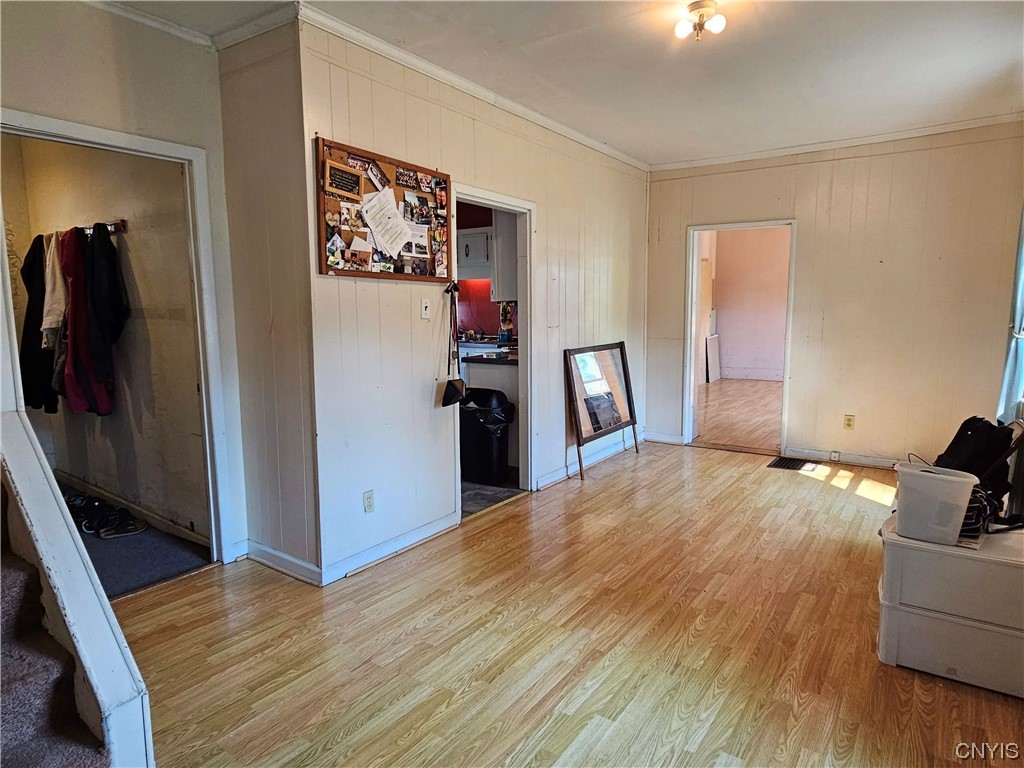 605 Buckley Road Salina, NY 13088 - Photo 7 of 33