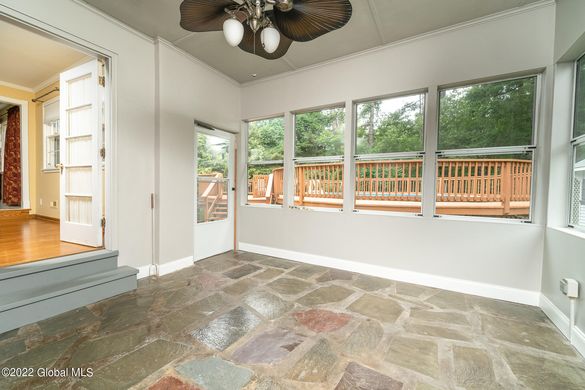 845 Londonderry Road Schenectady, NY 12309 - Photo 26 of 30 013-845-Londonderry-Rd