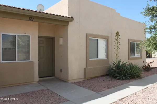 $1,650 | 2300 East Magma Road, Unit 121, San Tan Valley, AZ 85143
