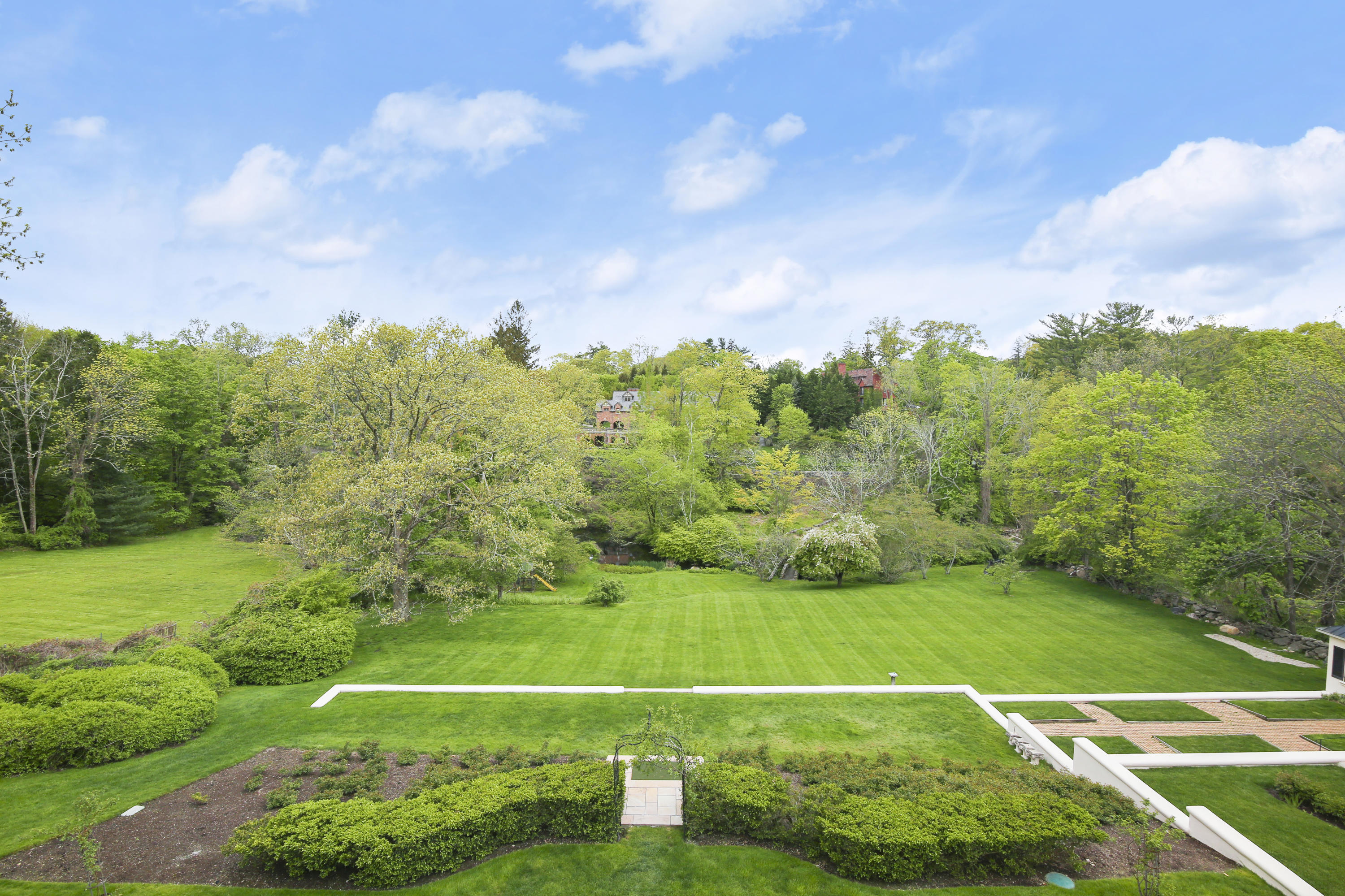 200 Stanwich Road Greenwich, CT 06830 - Photo 64 of 80 200 Stanwich Rd Greenwich CT-print-087-0