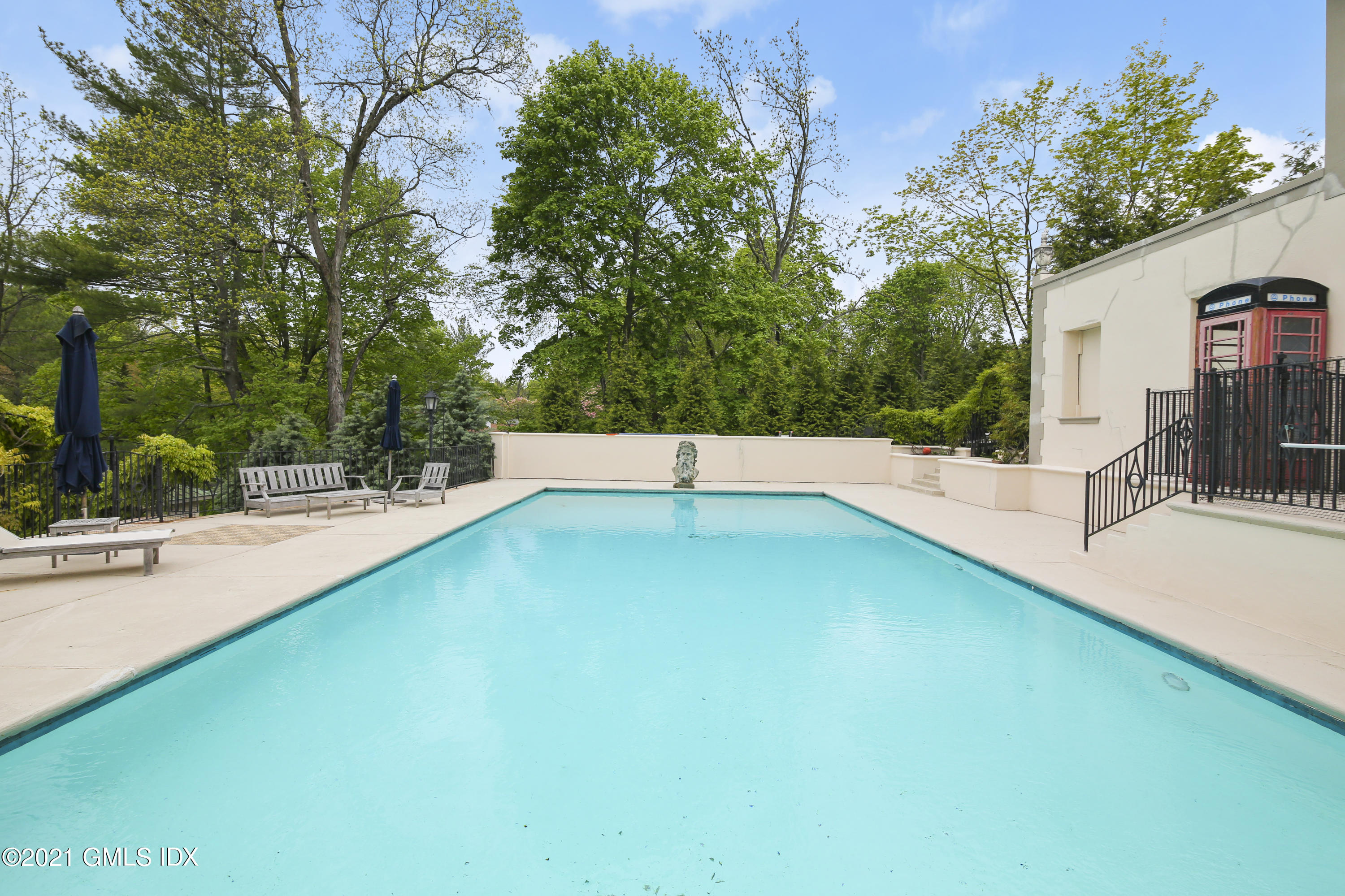 200 Stanwich Road Greenwich, CT 06830 - Photo 70 of 80 a view of a backyard