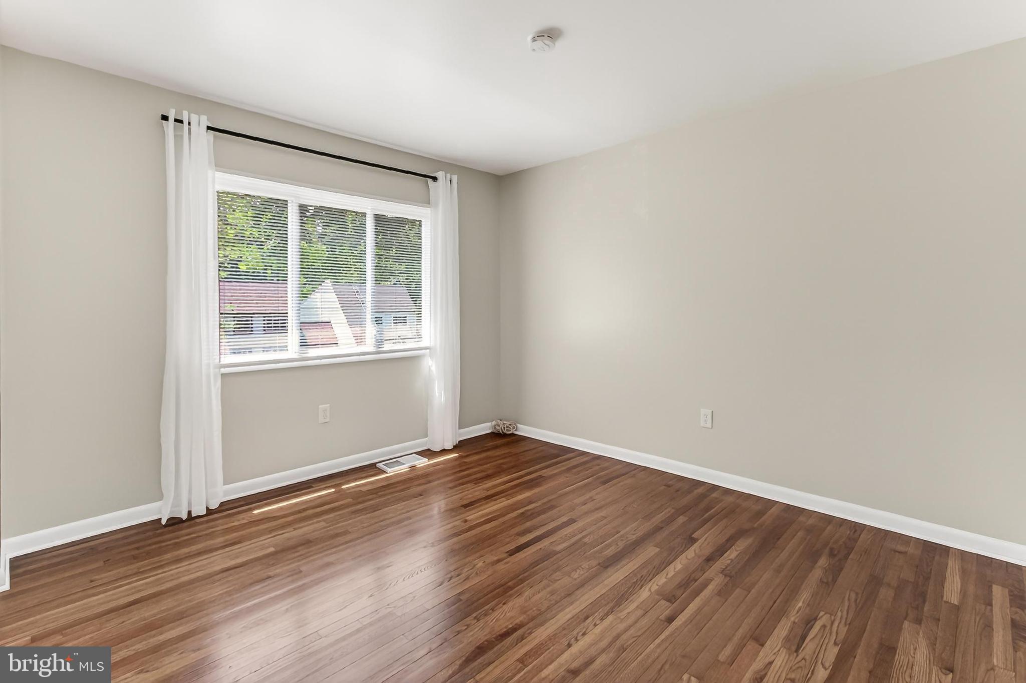 1498 Roundleaf Court Reston, VA 20190 - Photo 42 of 62 3 of 4 Bedrooms with Real Hardwood Floors