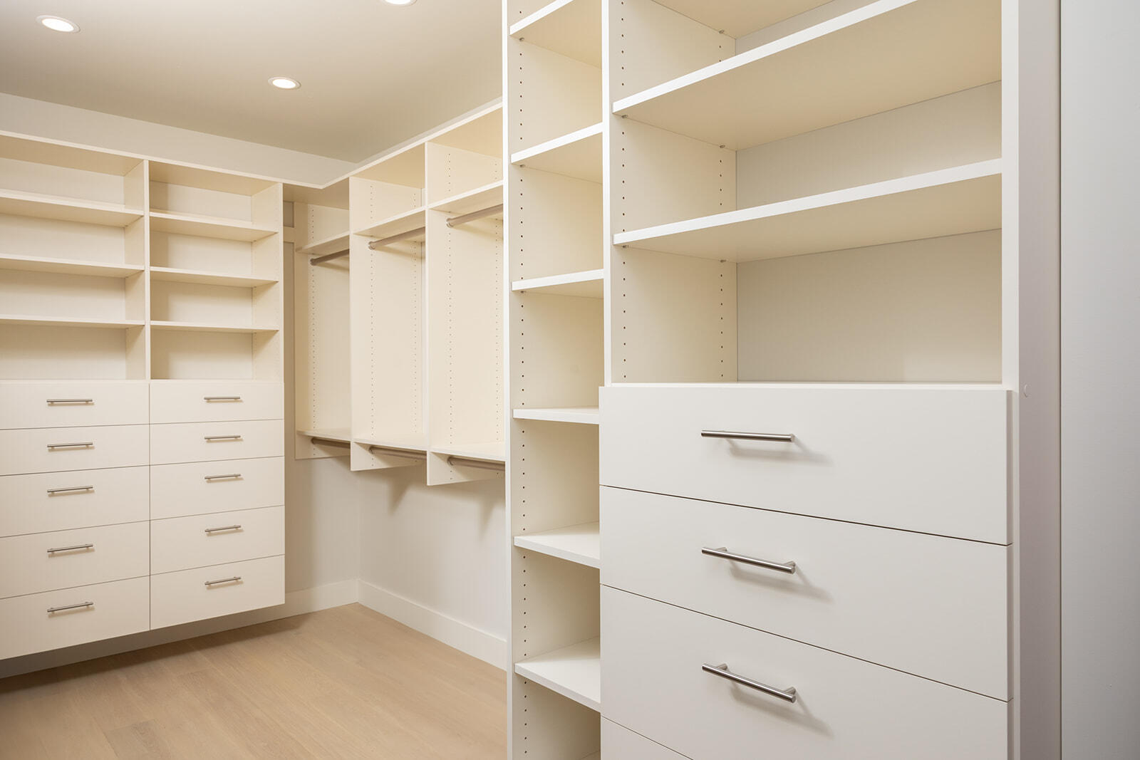 27 Streamside Drive Blaine County, ID 83333 - Photo 23 of 41 Walk-in Closet, Primary Bedroom