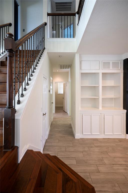 413 Ridge Meade Drive Lewisville, TX 75067 - Photo 16 of 37