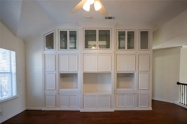 $634,999 | 413 Ridge Meade Drive, Lewisville, TX 75067