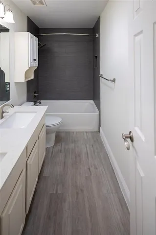 $634,999 | 413 Ridge Meade Drive, Lewisville, TX 75067