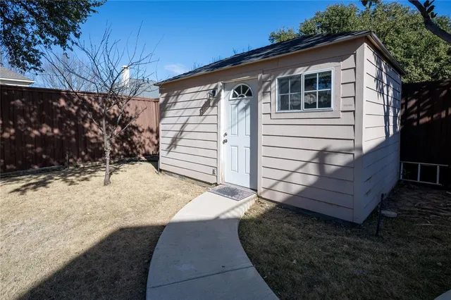 $634,999 | 413 Ridge Meade Drive, Lewisville, TX 75067