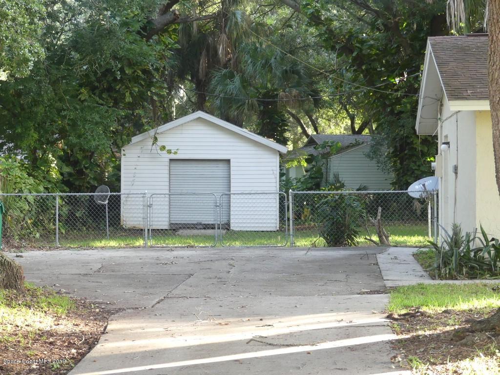 4730 Ivan Street Cocoa, FL 32927 - Photo 20 of 23 a backyard of a house