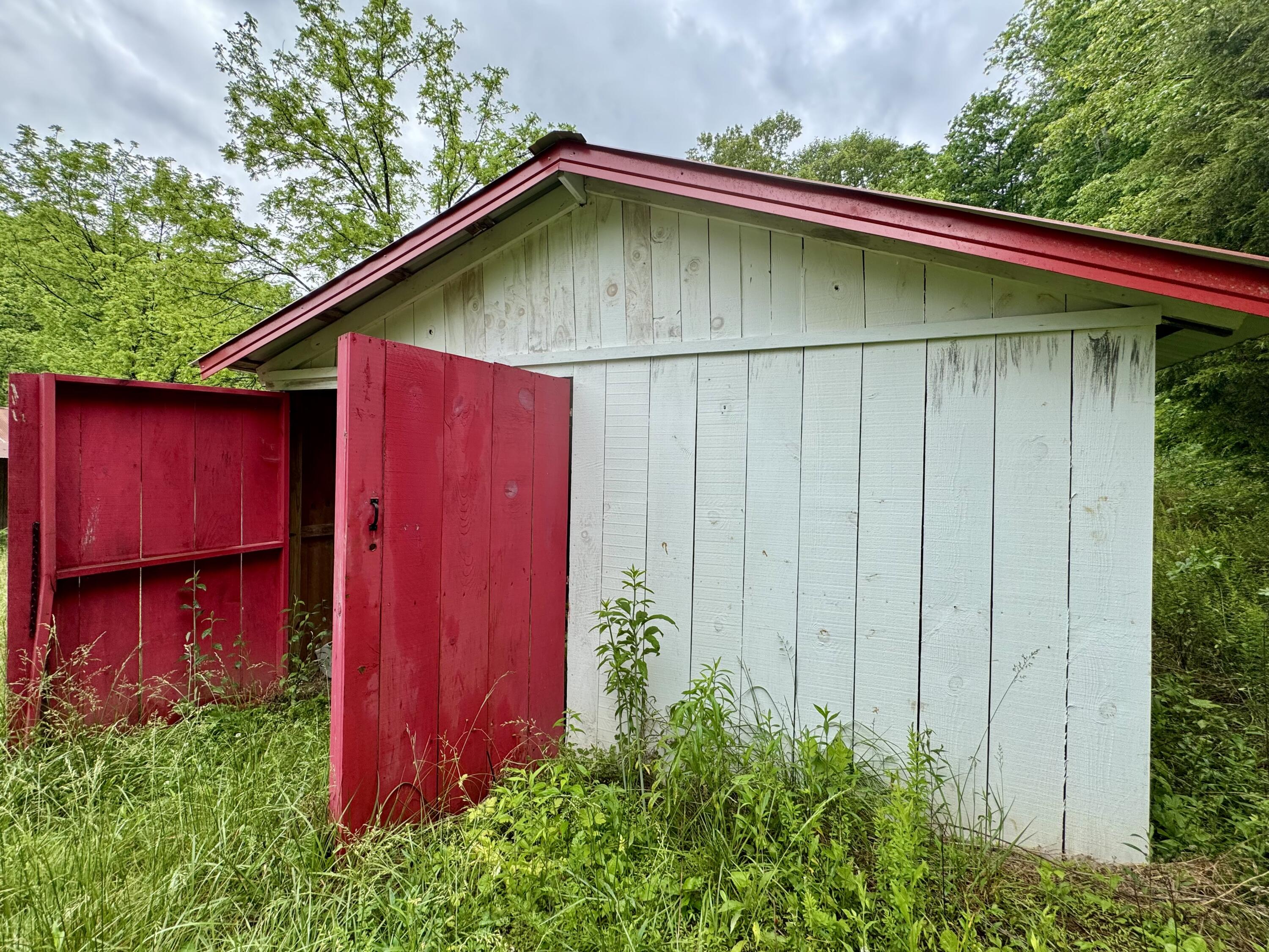 88 Mae Gumm Road Tyner, KY 40486 - Photo 28 of 37 IMG_9234