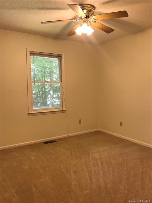 2738 Beechwood Road Denver, NC 28037 - Photo 14 of 26 Gallery Image 14