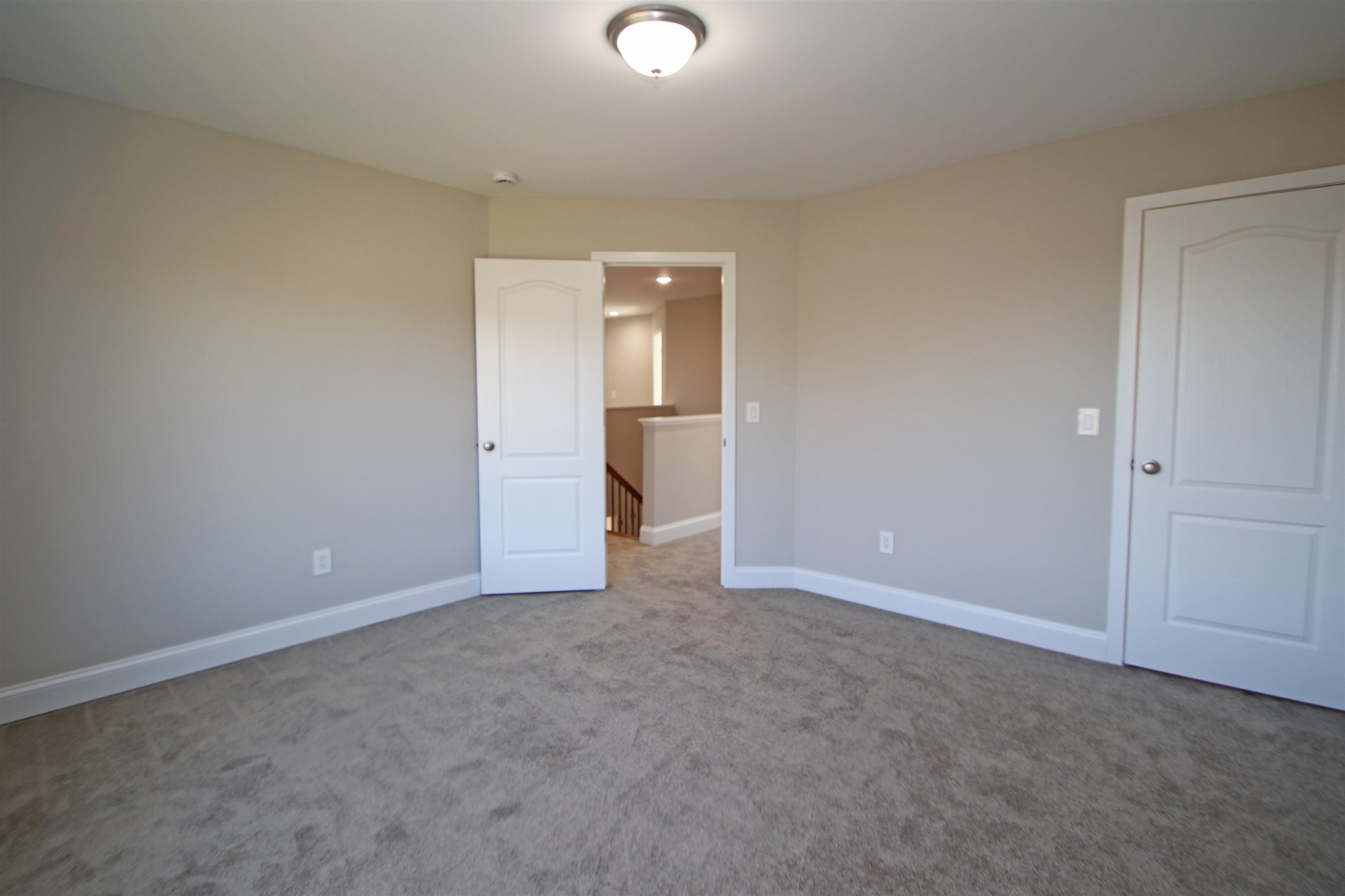 2060 Willow Hill Drive Harrisonburg, VA 22801 - Photo 24 of 43 an empty room with closet and mirror