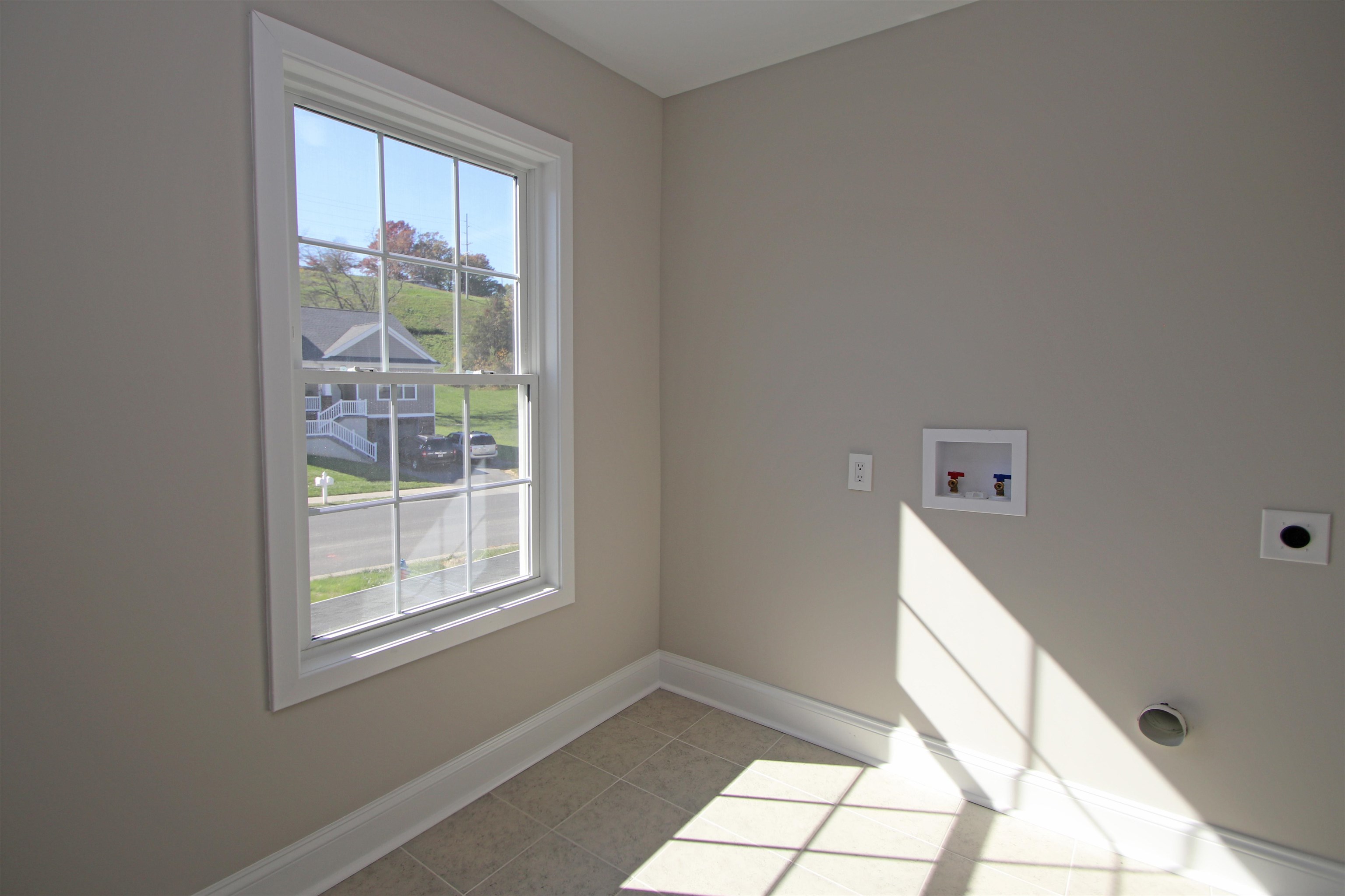 2060 Willow Hill Drive Harrisonburg, VA 22801 - Photo 31 of 43 a view of an empty room and window