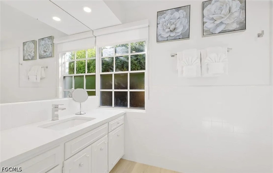 2728 Crayton Road Naples, FL 34103 - Photo 26 of 35 Gallery Image 26