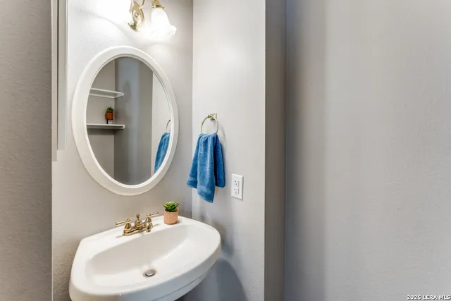 $359,900 | 1656 Yucca Park, Schertz, TX 78154