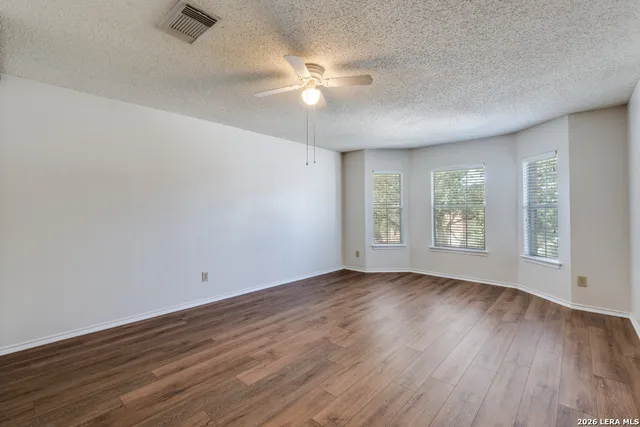 $359,900 | 1656 Yucca Park, Schertz, TX 78154