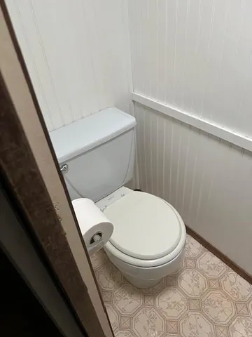 a close view of sink and tap