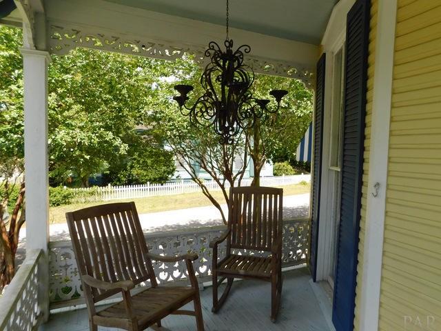 6824 Berryhill Road Milton, FL 32570 - Photo 11 of 42 Gallery Image 11