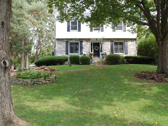 2214 Yorkshire Road Upper Arlington, OH 43221 - Photo 2 of 21