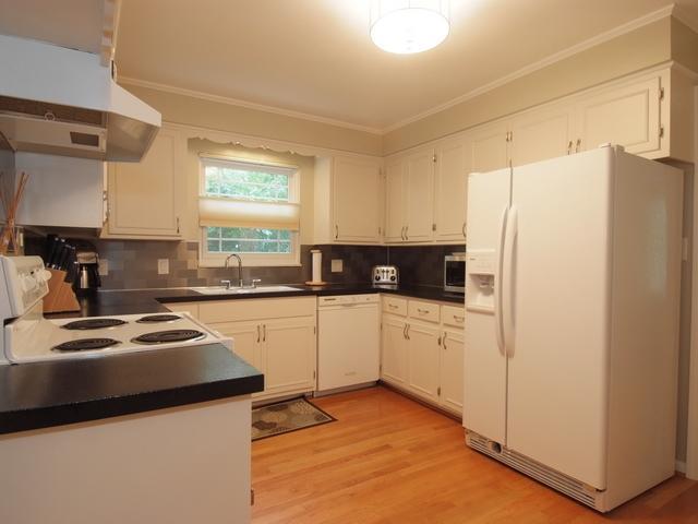 2214 Yorkshire Road Upper Arlington, OH 43221 - Photo 9 of 21